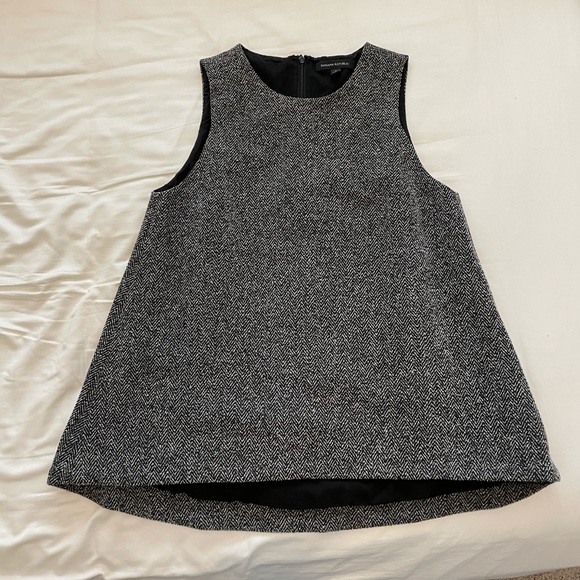 Banana Republic Knit Tank Top - Picture 1 of 3